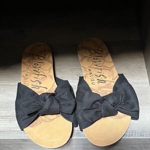 Blowfish Malibu Black Bow Sandals